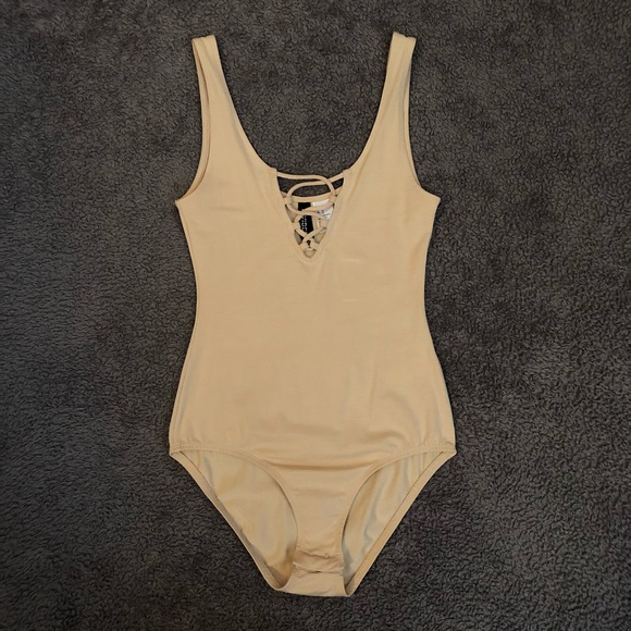 H&M Tops - Tan Bodysuit
